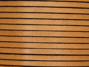 Rzemień naturalny płaski 3x1,8 mm [20cm]