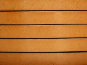 Rzemień naturalny płaski 10x1,8 mm [20cm]