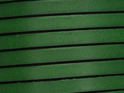 Rzemień naturalny płaski 6x1,8mm awokado [20cm]