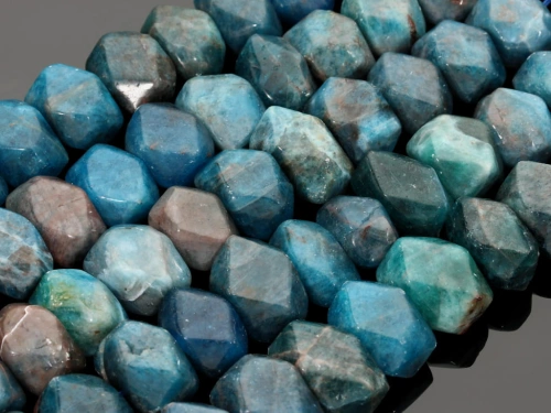 Apatyt bryłka ciosana ok.15x20mm [~15szt.]