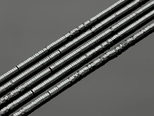 Hematyt nakrętka ok.3x1mm [~40cm]