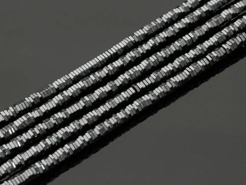 Hematyt nakrętka kol.grafitowy ok.4x1mm [~39cm]