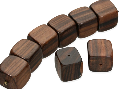 Drewno egzotyczne kostka ok.25x25mm [~15cm]