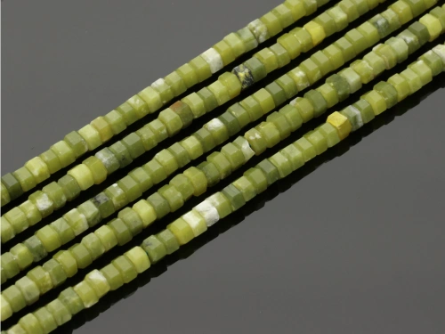 Jadeit kanadyjski nakrętka ok.6mm [~38cm]