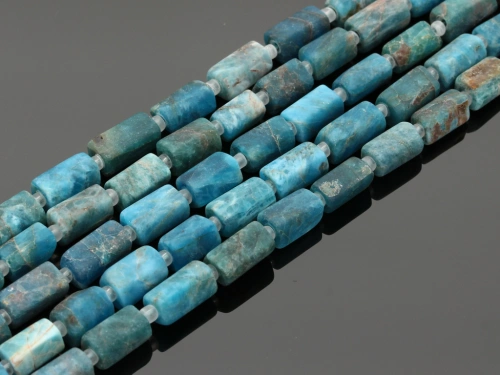 Apatyt mat walec ciosany ok.7x12mm [~38cm]