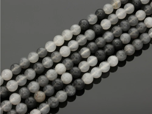 Kwarc chmurzysty kulka ok.6,5mm [~38cm]