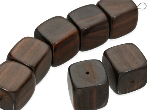 Drewno egzotyczne kostka ok.30x30mm [~15cm]