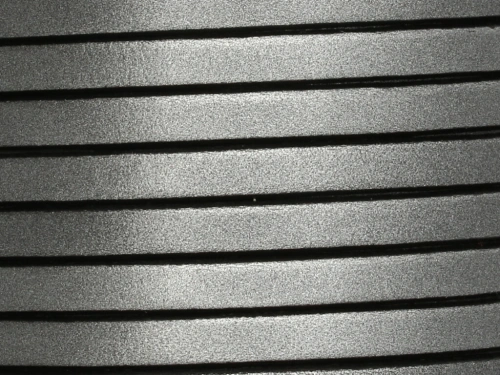 Rzemień naturalny płaski 5x1,8mm srebrny antyczny [20cm]