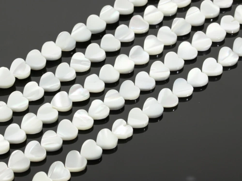 Muszla serce ok.8x8x3mm [~19cm]