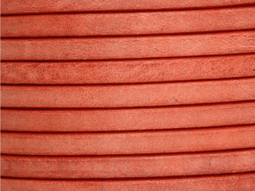 Rzemień naturalny płaski 5x1,8mm czerwony vintage [20cm]