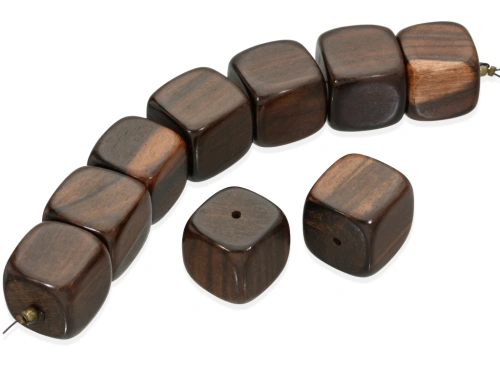 Drewno egzotyczne kostka ok.20x20mm [~15cm]