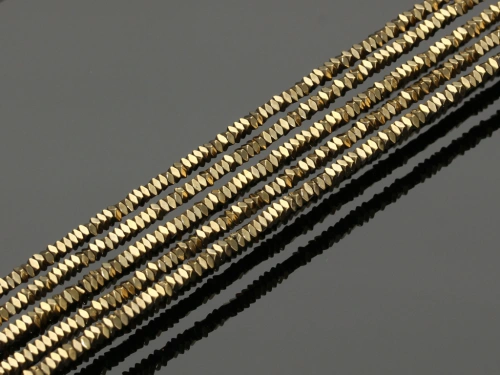 Hematyt romb ok.2,2x2,2mm [~40cm]