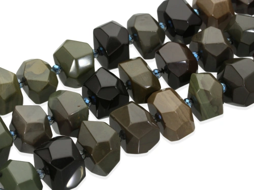 Jadeit alabastrowy bryłka ciosana ok.15x20mm [~19cm]