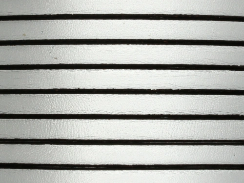 Rzemień naturalny płaski 5x1,8mm srebrny [20cm]