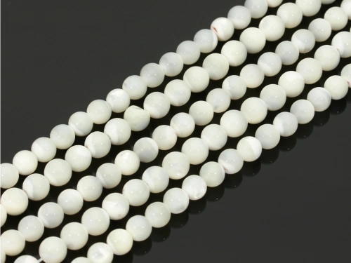 Muszla trochusa kulka ok.6mm [~40cm]