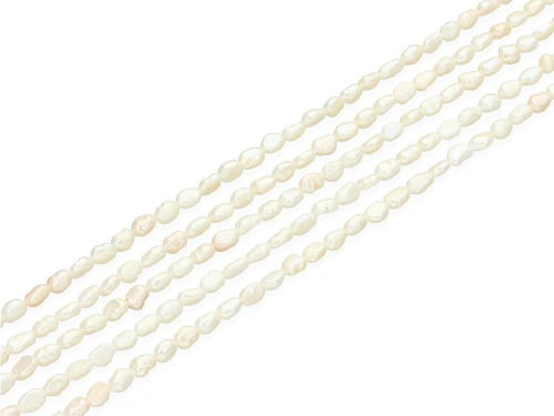 Perła słodkowodna baroque ok.3-4mm [~36cm]